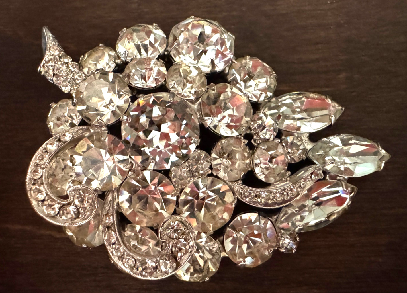 VTG Weiss Brooch Rhinestone Grapes Cluster Pin Silver Tone MCM 1950s 60s Costume