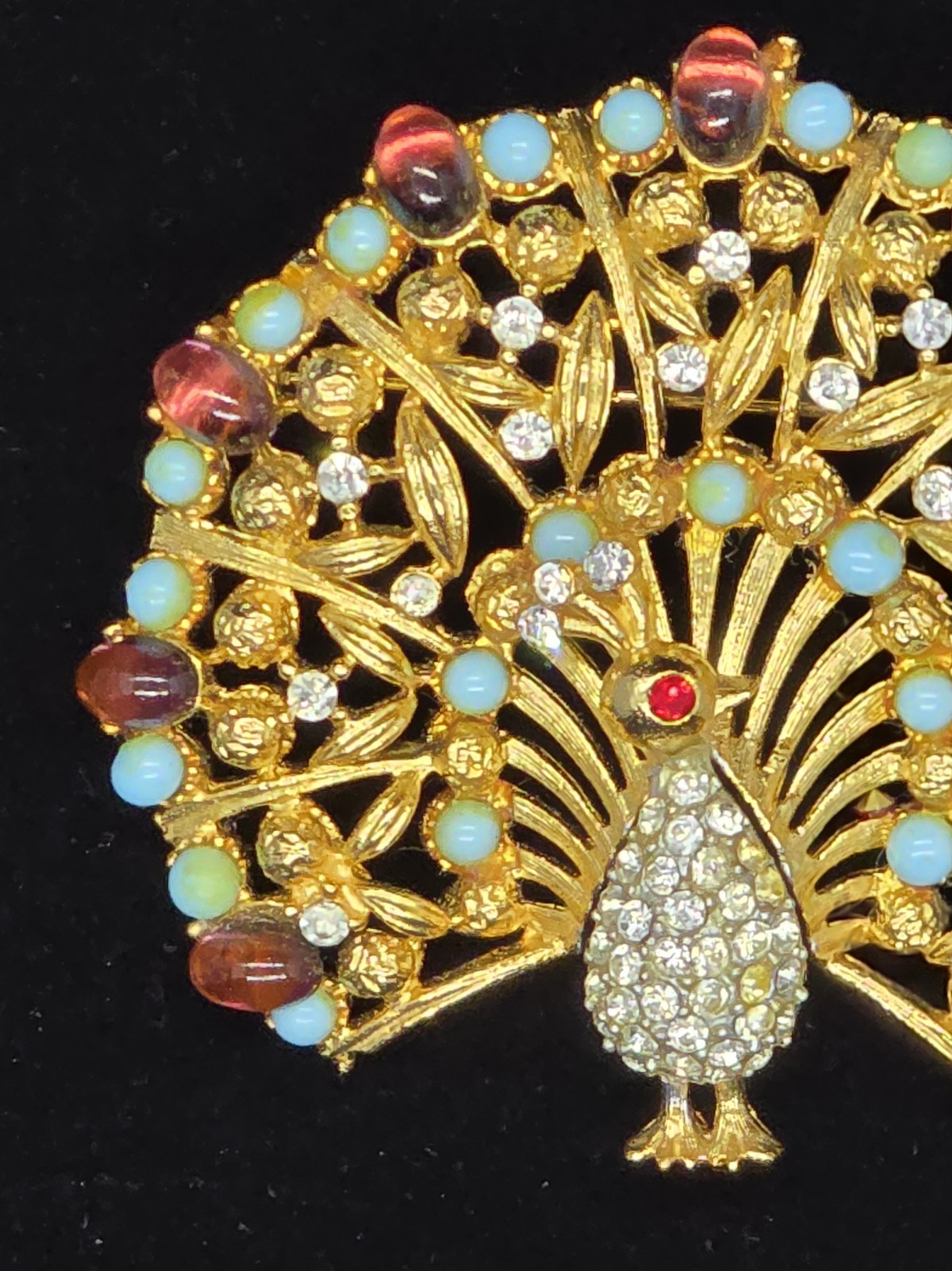 Vtg Signed Lisner Blue Purple Rhinestone Figural Peacock Gold Tone Brooch Pin