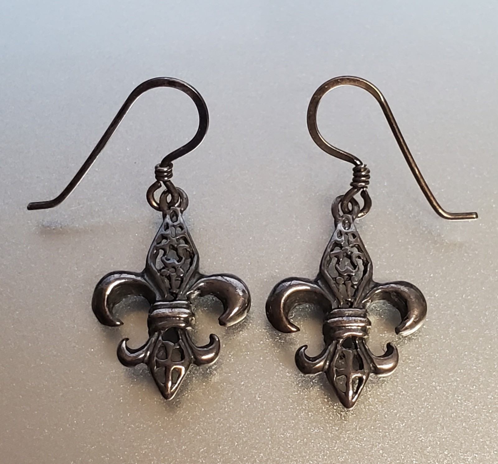 VTG 925 Fleur De Lis Dangle Earrings 1.5in Drop Sterling Silver 2g Estate