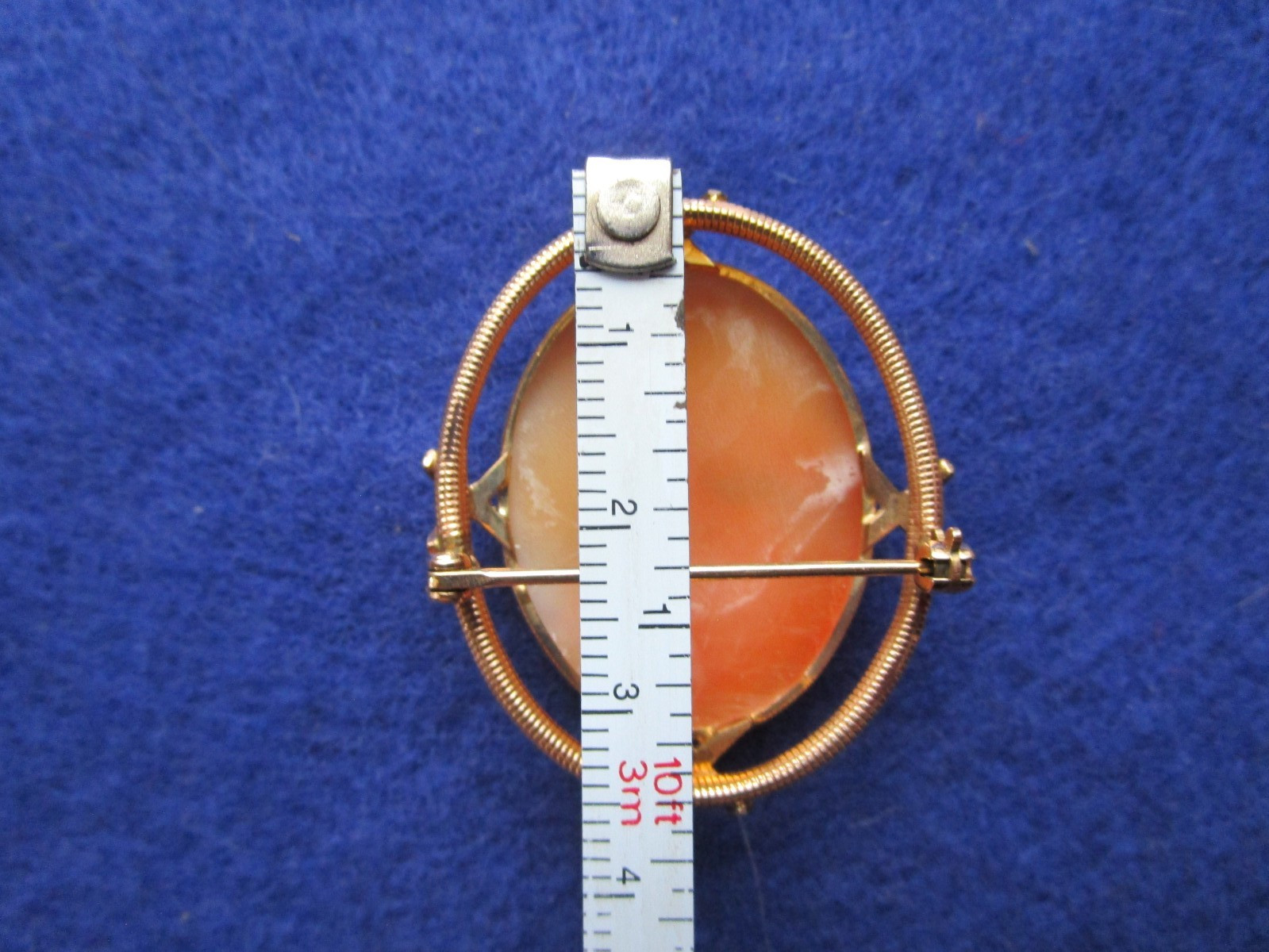 VICTORIAN CAMEO 10K Yellow Gold 1800’s BROOCH Fine Carved Shell DETAILED