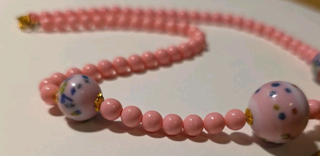 Vintage Pink Glass Millefiori & Pink Painted Glass Beads Necklace 18 3/4″L