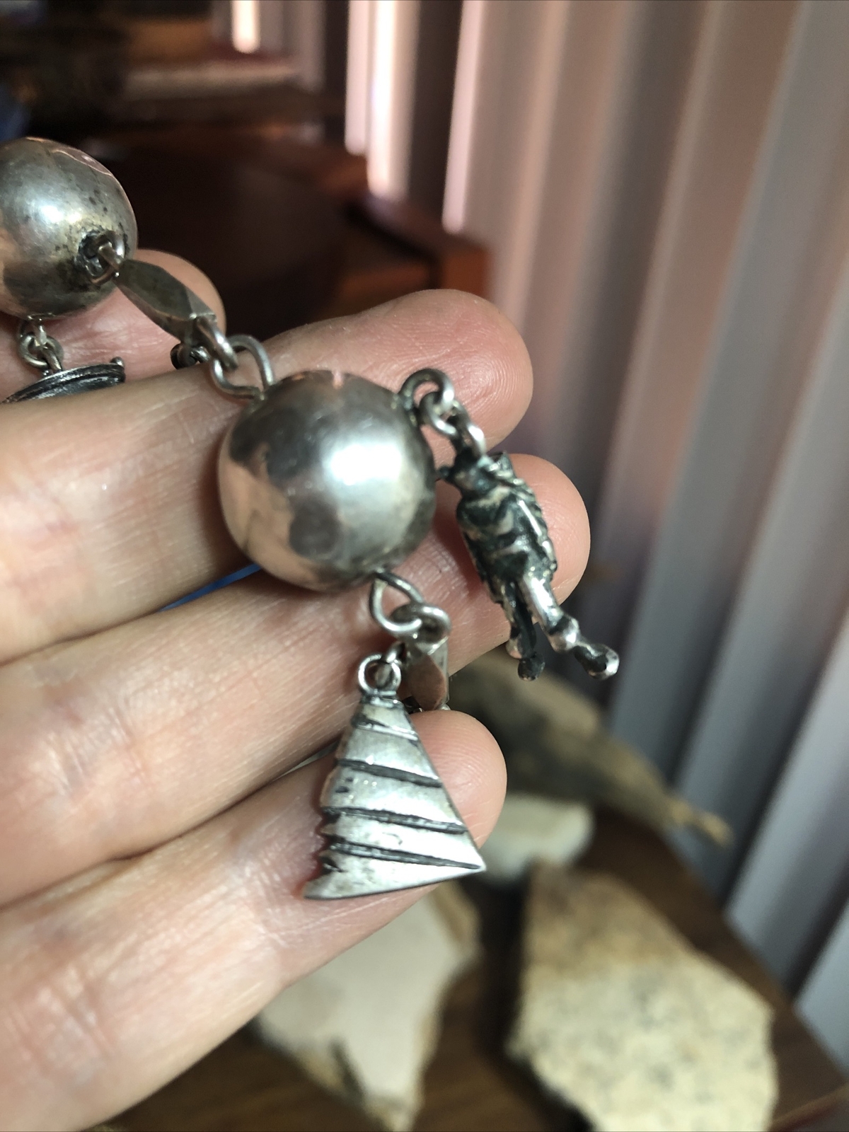 Vintage GUATEMALA Silver 900 Many Figural Dangle Charm Ball Link bracelet 7 1/2″
