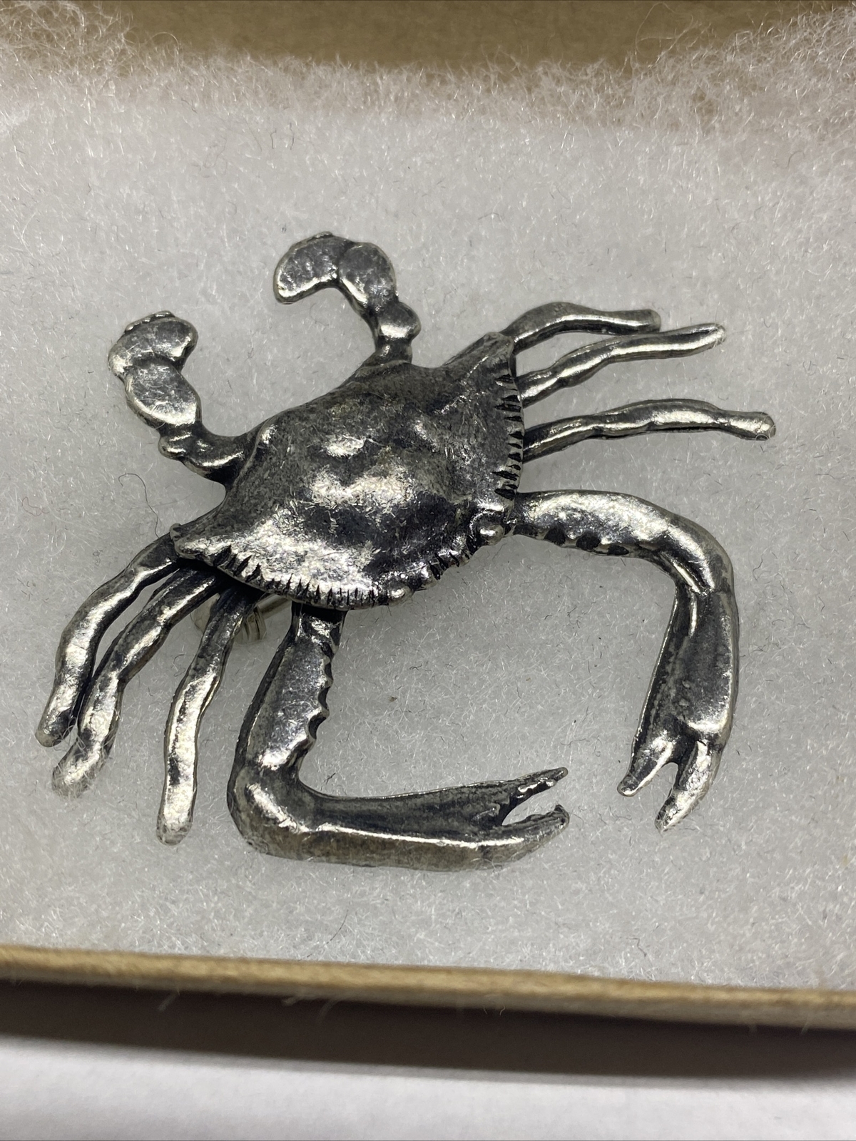 Vintage Salisbury Pewter Crab Brooch Pin Ocean Beach Animal Jewelry Signed 2″