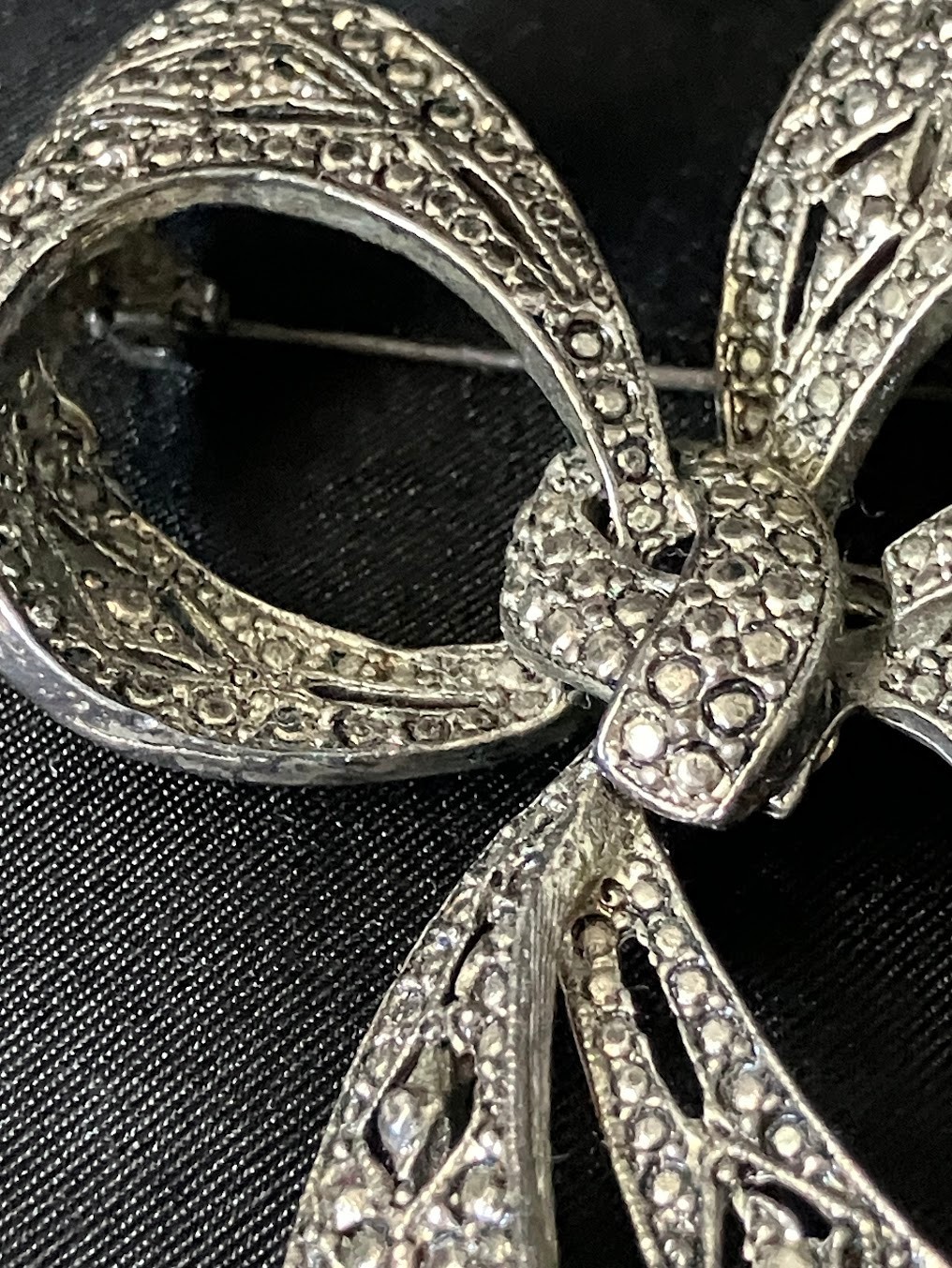 Vintage Metal Bow Brooch Faux Marcasite Style Knotted Ribbon Pin 3″
