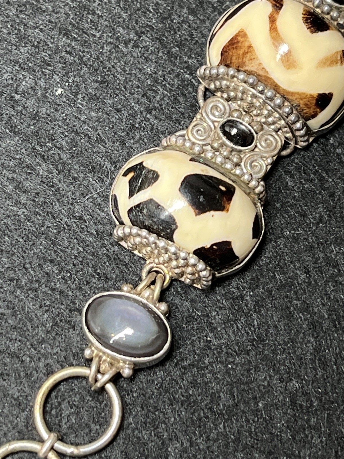 Vintage Sajen Sterling Silver Multi Dzi Mud Stone Bloodstone Bracelet 7″ 50g