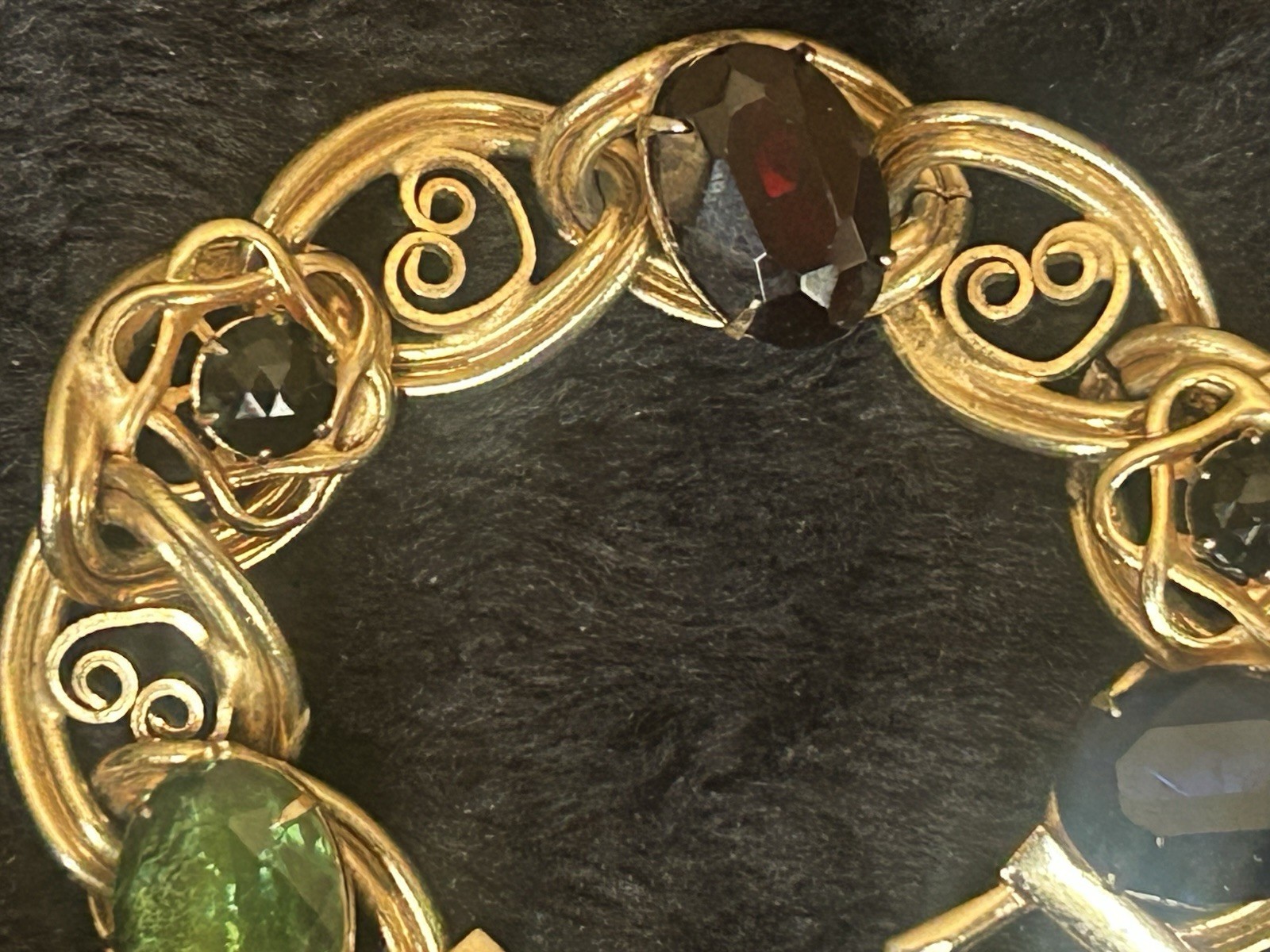 Vintage Victorian Revival Filigree Bracelet Intaglio Glass Stones Gold Tone