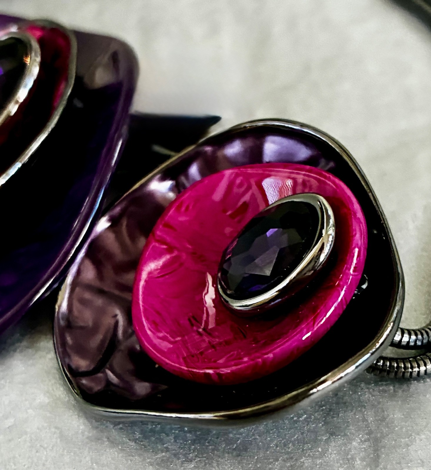 Vintage Statement Necklace Gunmetal Pink Purple Faceted Crystals Glass Acrylic