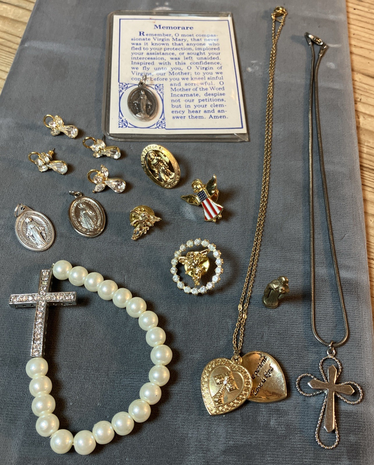 VTG / Modern Costume Jewelry Lot Religious Pocket Shrine Angels Silver Gold Tone