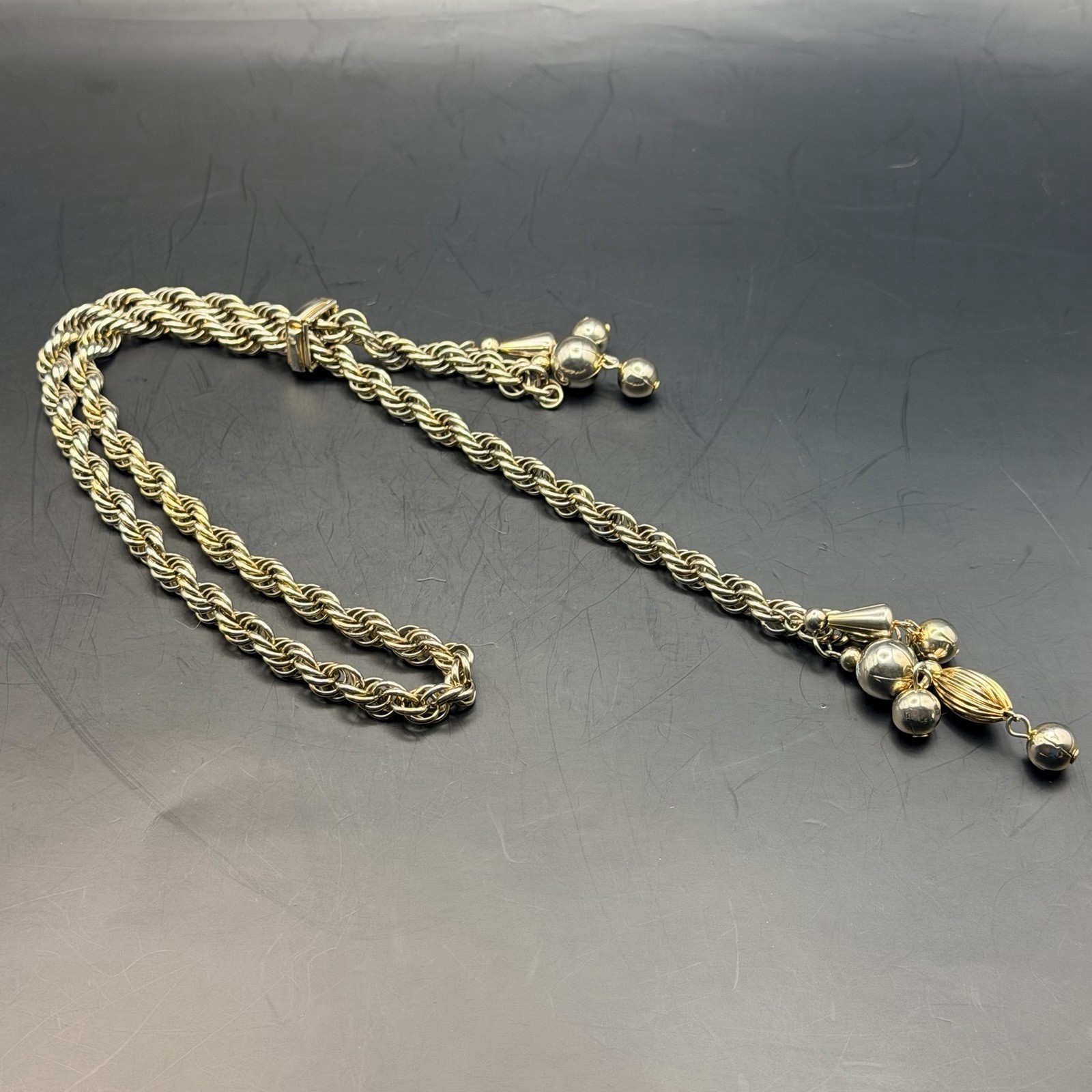 Vintage Gold Tone Rope Chain Lariat Necklace Tassel Dangle Adjustable Statement