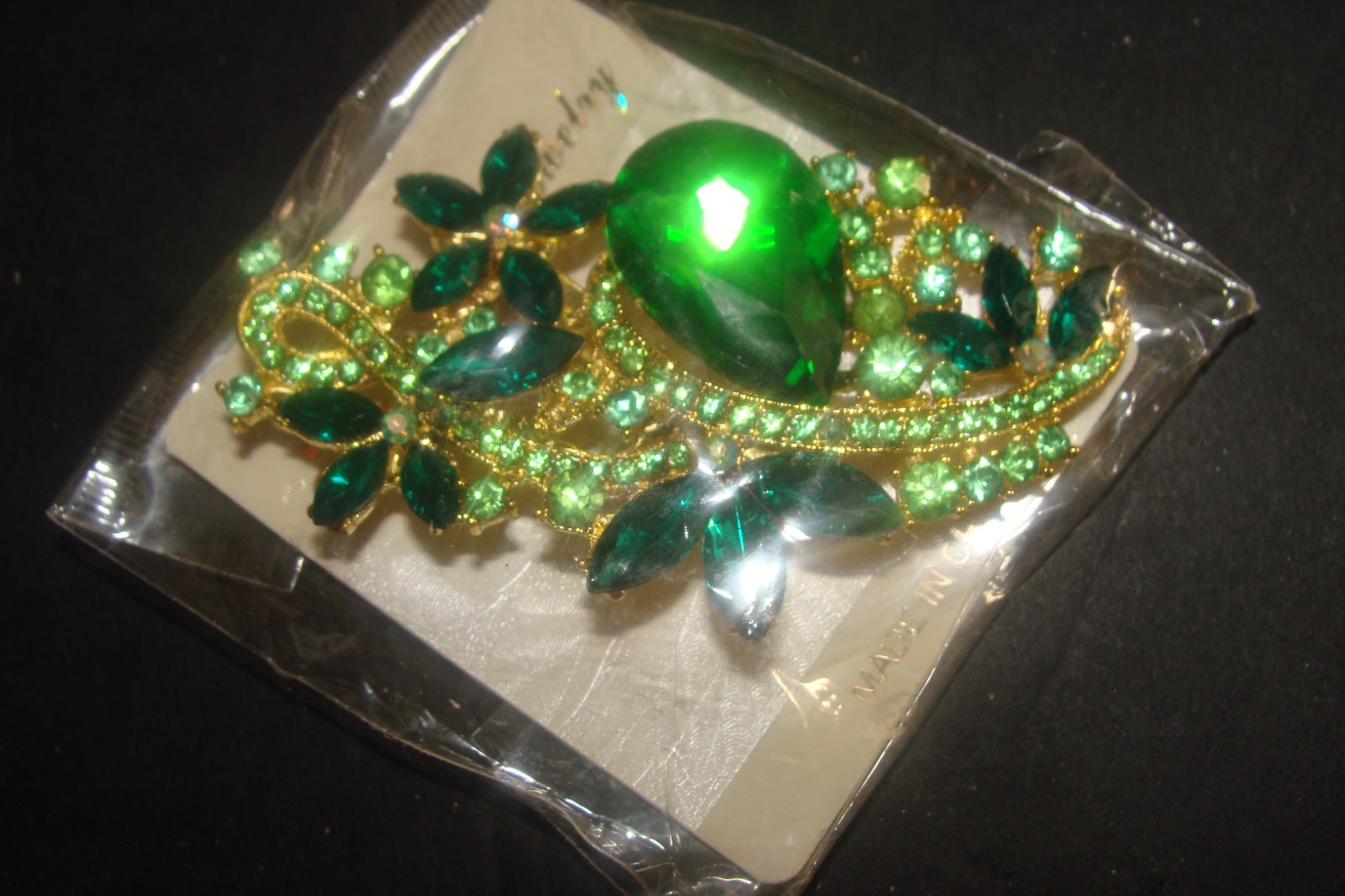 Vintage for (1) Prong set Crystal Cluster Leaf Brooch with Rhinestones