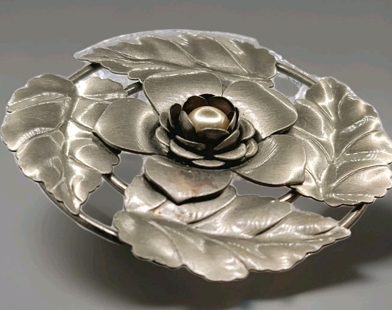 Vtg Flower Faux Pearl Center 3D Silver Tone Petals Gorgeous Detail 2.25 Inches