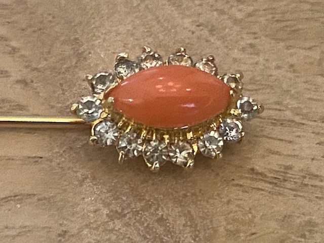 Vintage 1980s Set of Pink Coral & Dimond Pin and Stud Earrings – Gold Plated