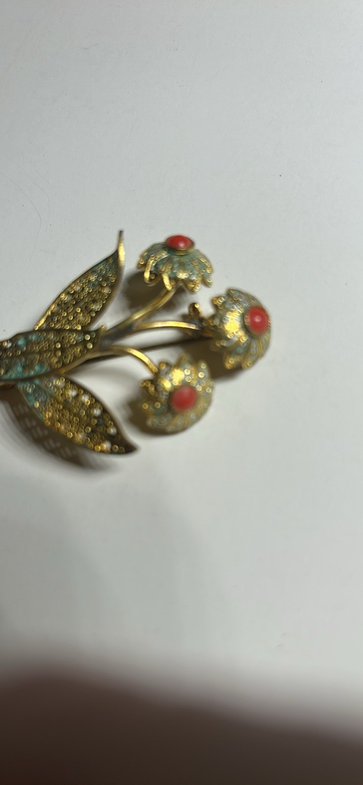 SPHINX Signed Gold Tone Flower Brooch Pin with orange coral Stones
