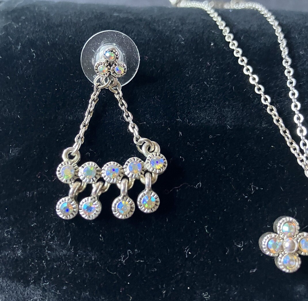 Vintage Napier Aurora Borialis Rhinestone Necklace And Earring Set 16 Inches