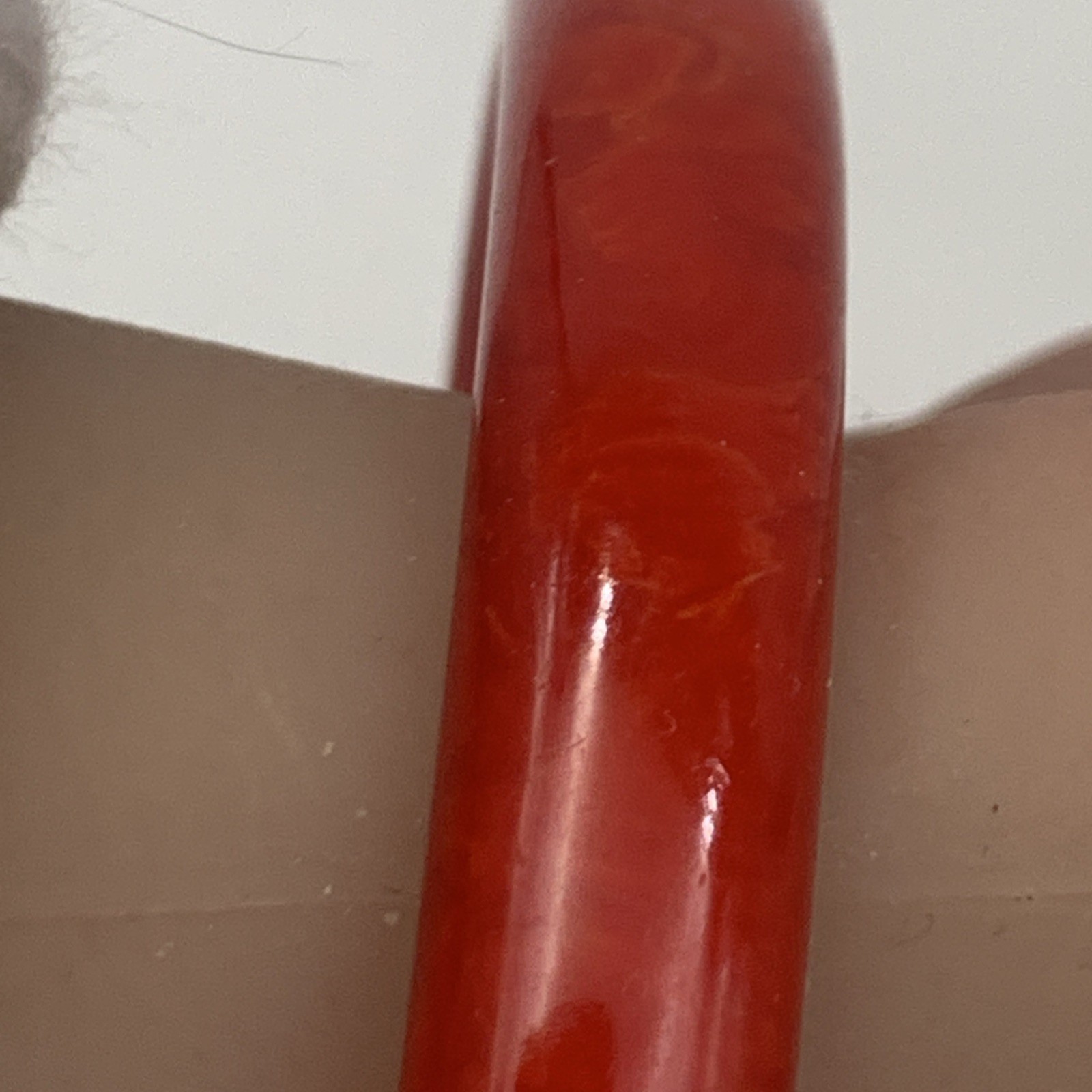 Vintage 10 mm Wide BAKELITE Carved Bangle Bracelet Red Marble