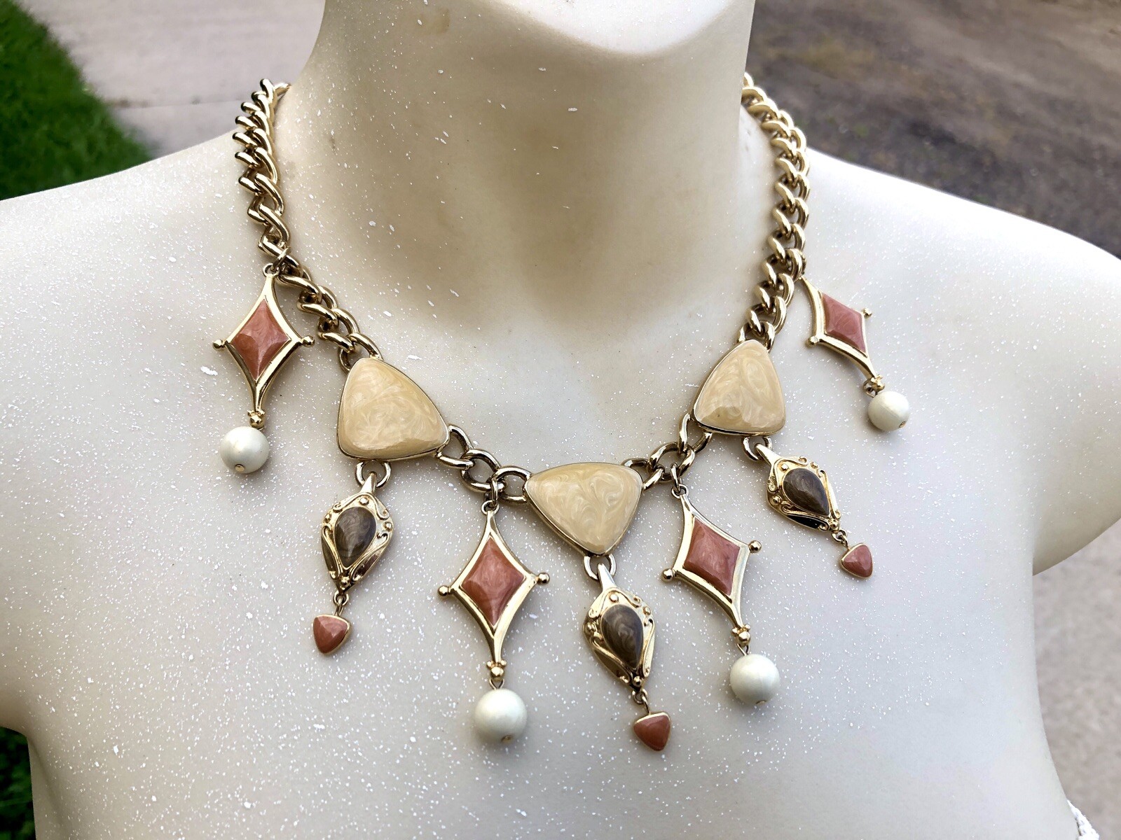 Vintage Trifari Gold Cream Tan Orange Enameled Drop Necklace