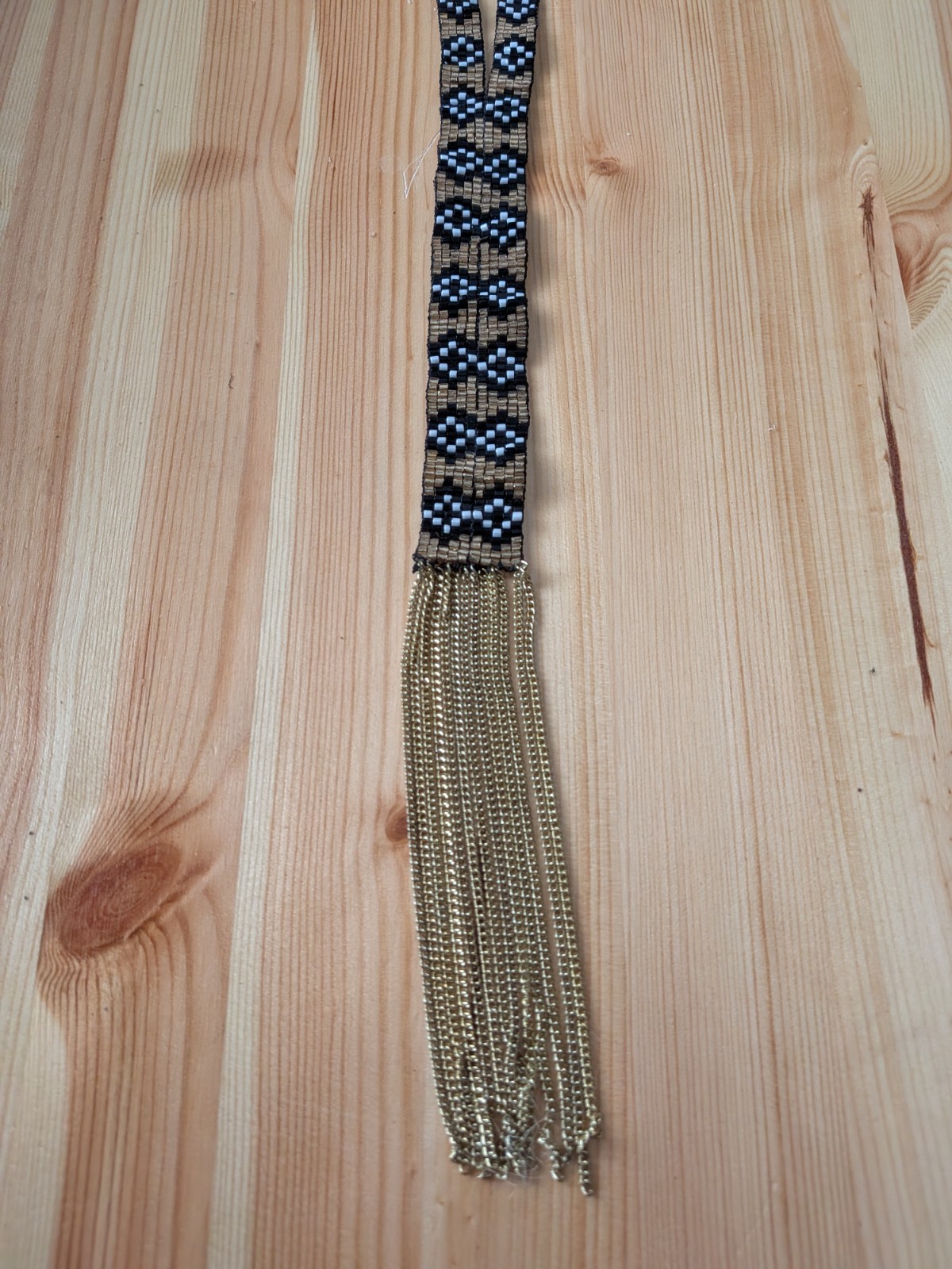 VINTAGE HANDMADE LONG 70’S “Y” DESIGN SEED BEADED W GOLD CHAIN FRINGE NECKLACE