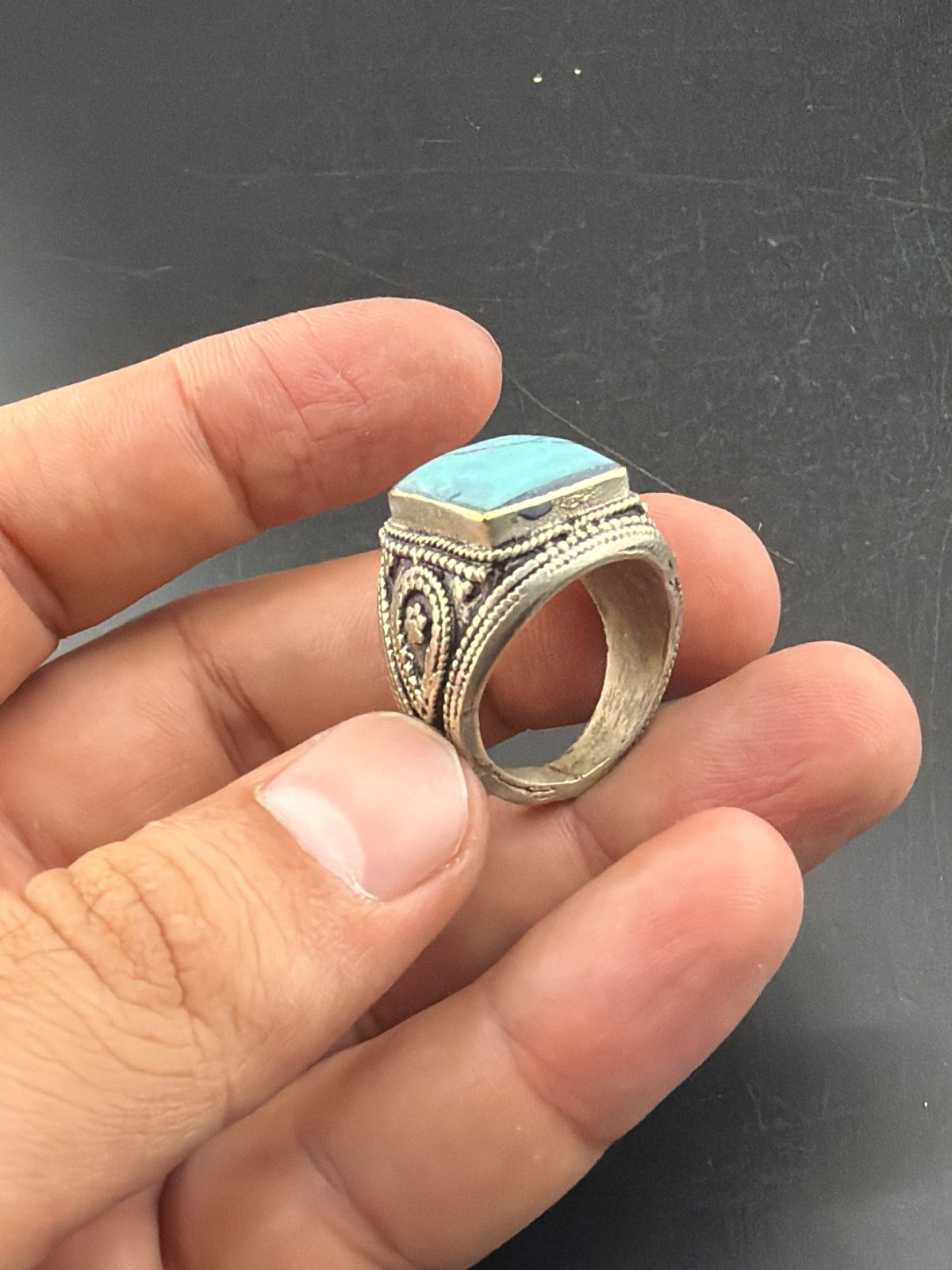 Vintage type brilliant crafting traditional afghani small light brass ring