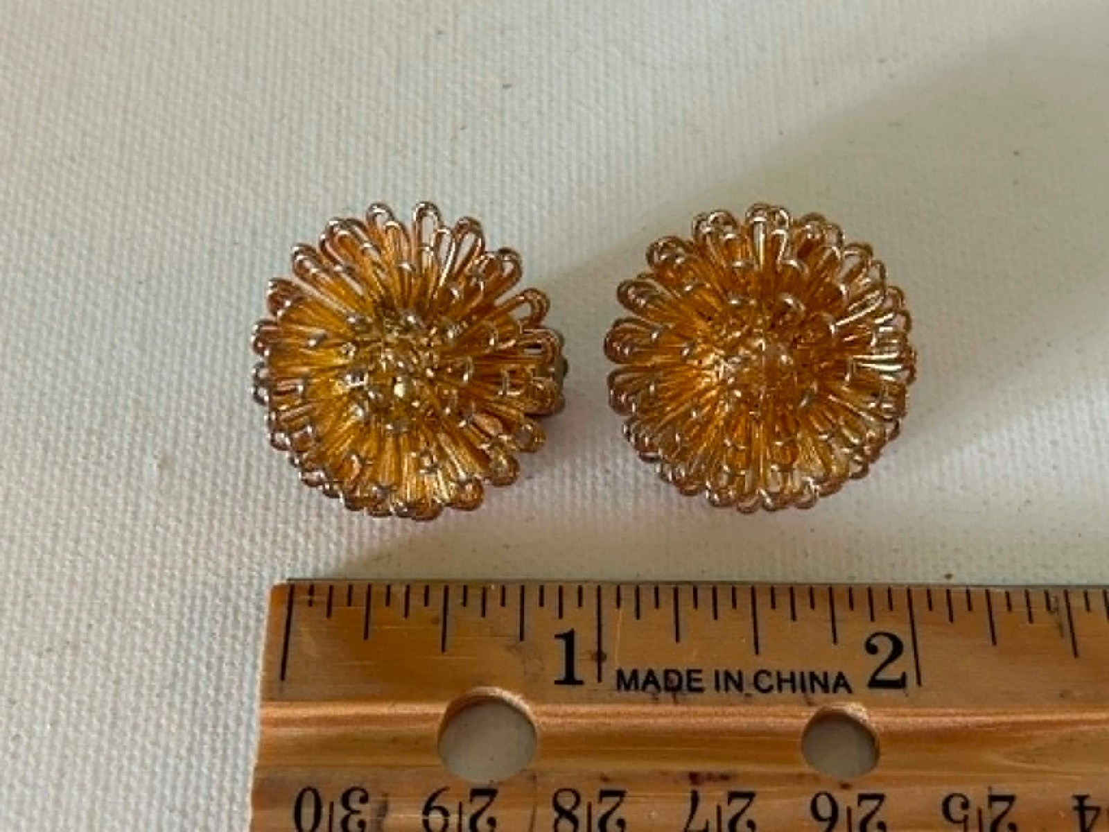 vintage atomic starburst Earrings Estate find gold-tone wire spikes Clip on