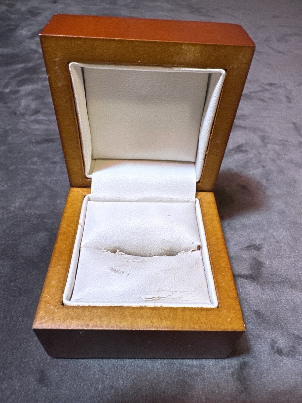 Vintage Austrian Crystal Emerald Cut Green Ring w Wood Box & New Tag Size 8