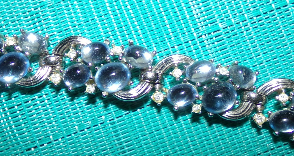(RARELY USED)—signed CROWN TRIFARI moonstone type bracelet-OMG!!
