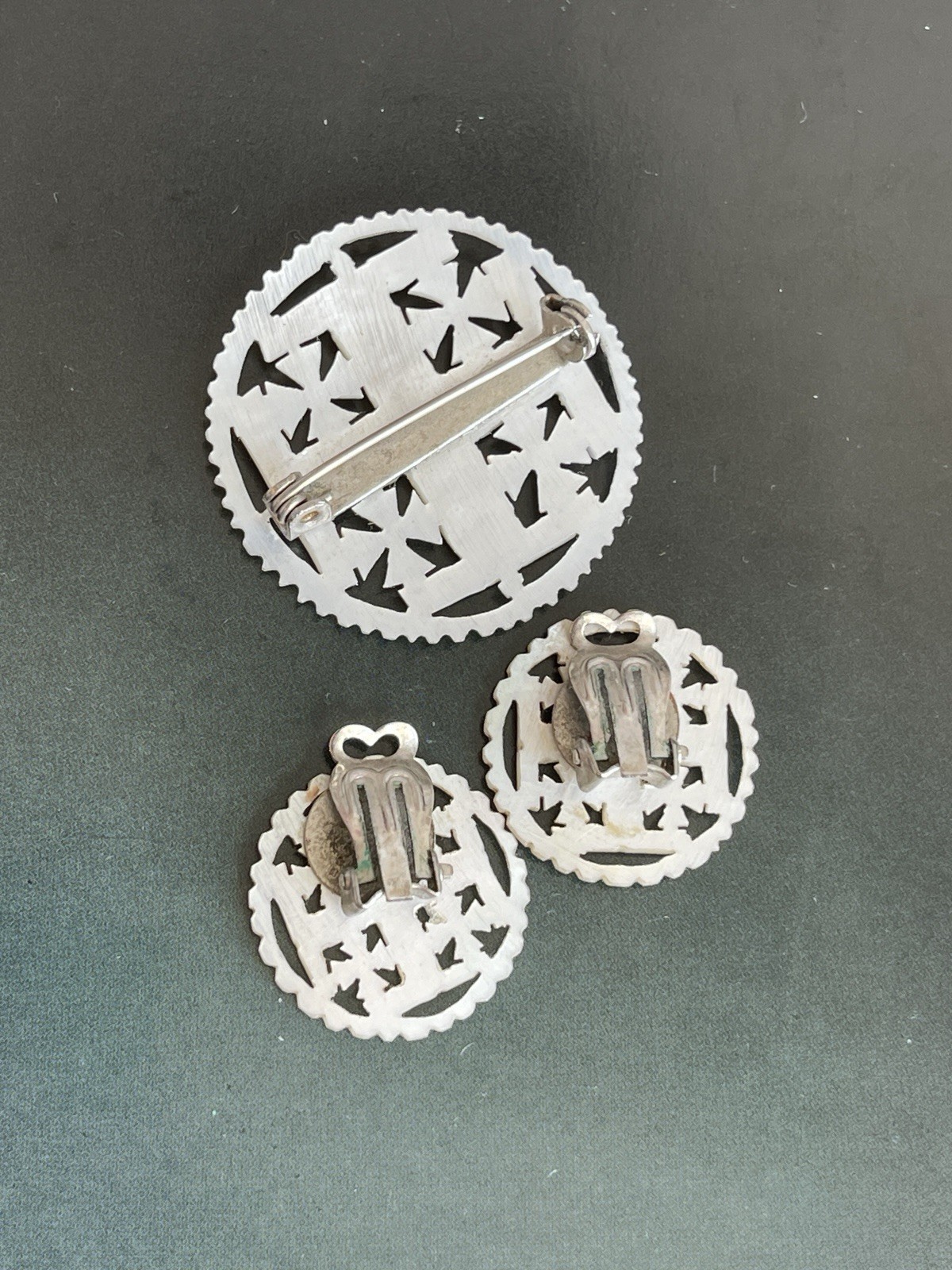 Vintage Hand Carved Mother Of Pearl Brooch & Clip Earrings Set
