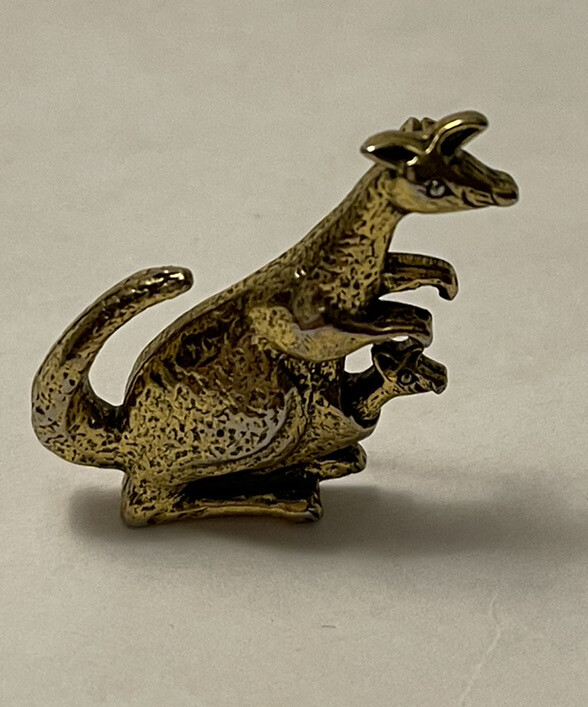 Vintage Zentall Signed Antique Gold Tone Kangaroo Pin Brooch 0.78” W By 1.27” H