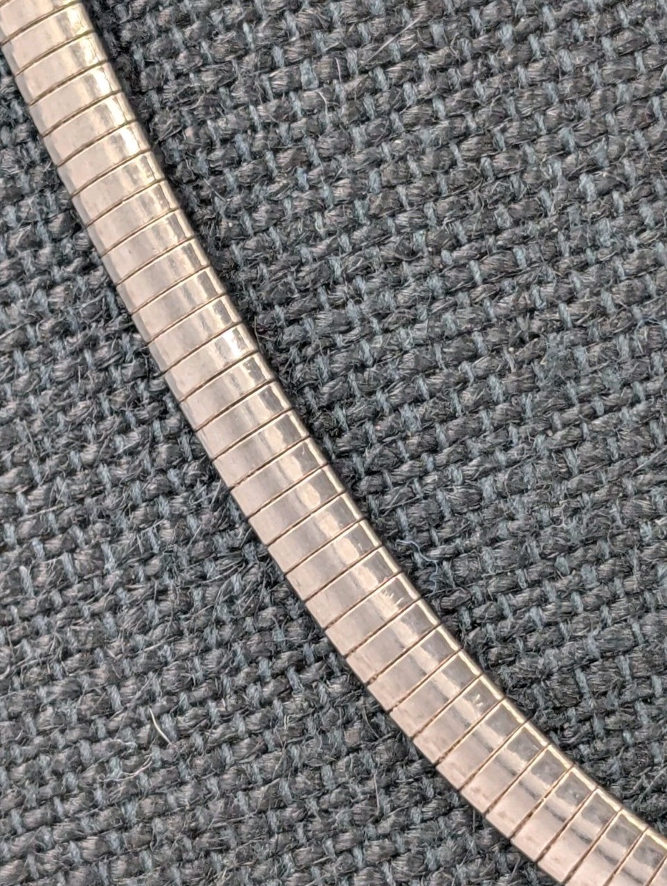 By M Vtg Sterling Silver 6mm Flat Omega Italian Chain 925 17.5″ Necklace – 26.4g