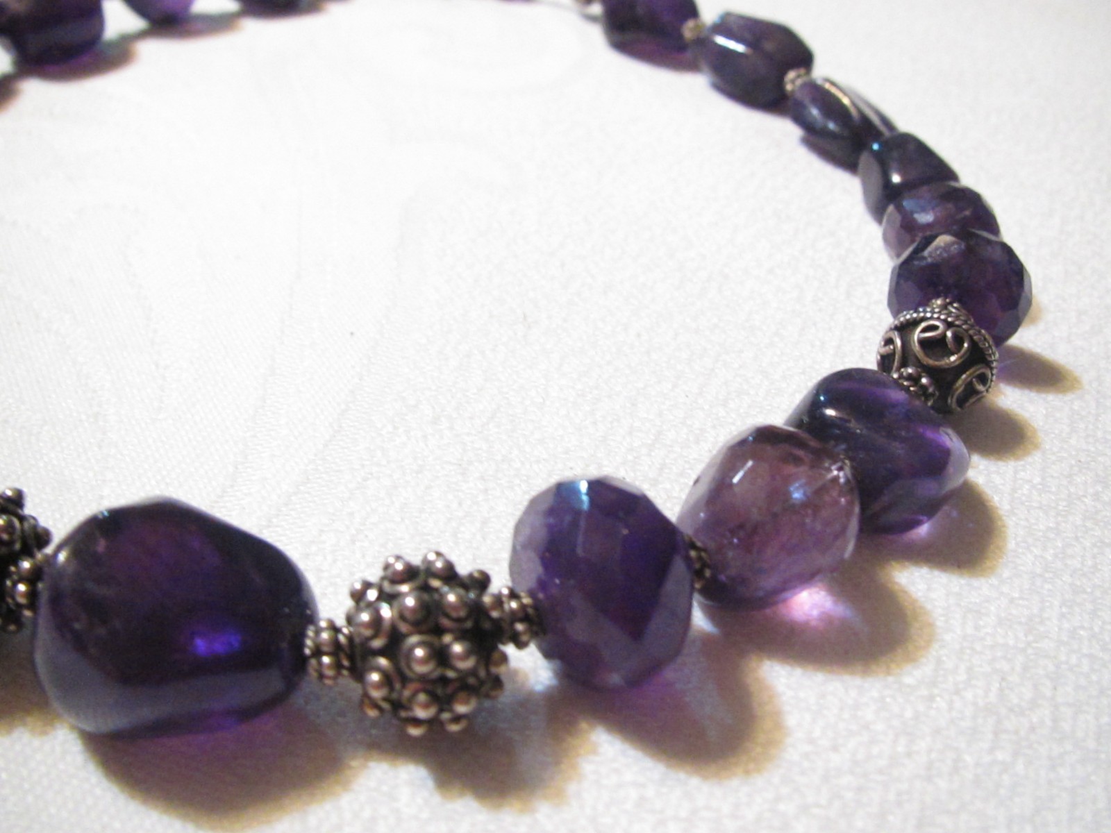 BEAUTIFUL 18″ VINTAGE ARTISAN STERLING SILVER CHUNKY AMETHYST BEAD NECKLACE