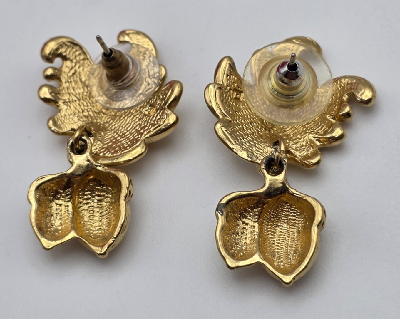 Vintage Gold Tone Oak Leaf Double Acorn Dangle Drop Earrings Nature Autumn 1.25″