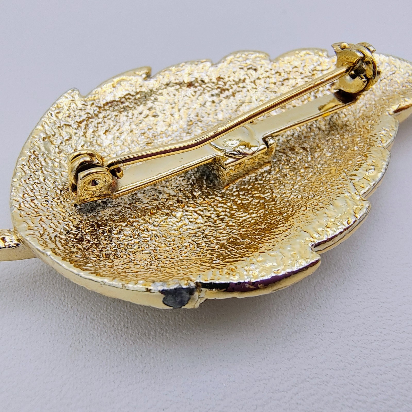 Vintage Gold Tone Leaf Brooch Nature Botanical Organic Chic Autumn Sculptural