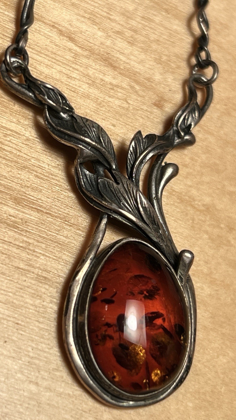 Art Nouveau Sterling Silver Twist Link Foliage Design Baltic Amber Necklace