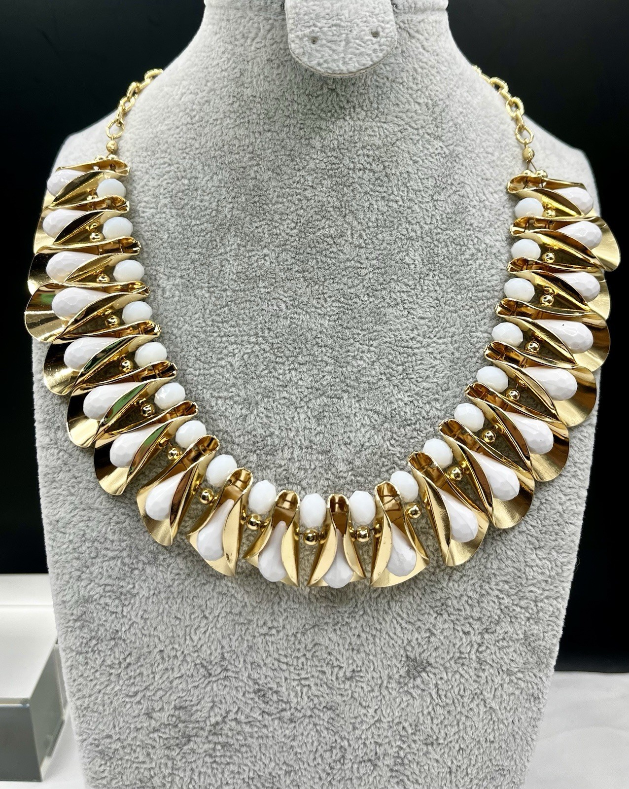Miriam Haskell Faceted White Beaded Fluted Gold Tone Statement Collar Necklace