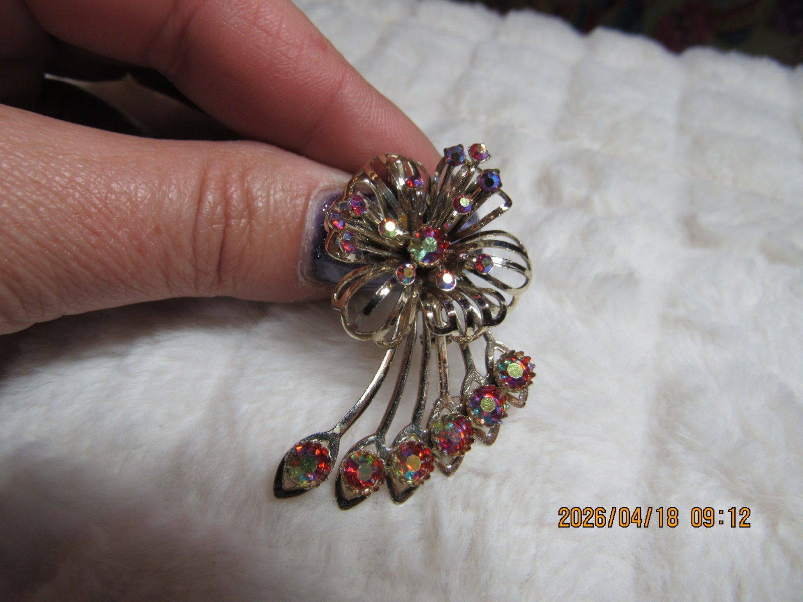 VTG Brooch with Red Iridescent Rhinestones