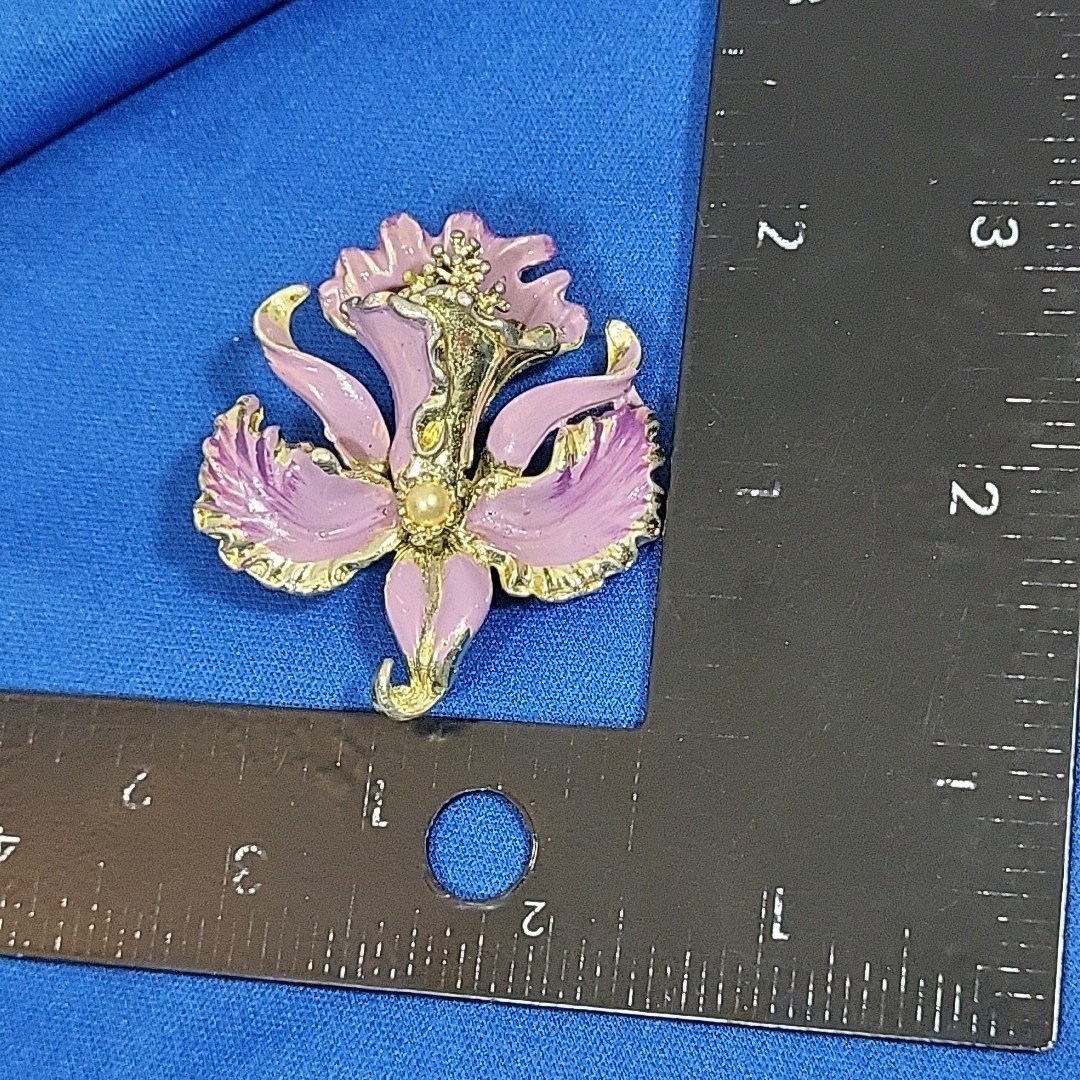 Vintage Enamel Brooch Orchid Flower Purple Ornate Hat Or Lapel Pin