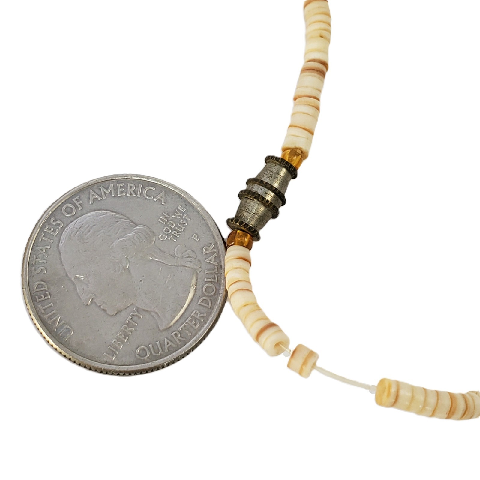 Heishi Bead BIRD FETISH Choker Necklace Barrel Clasp Short/Child’s Vintage 16″