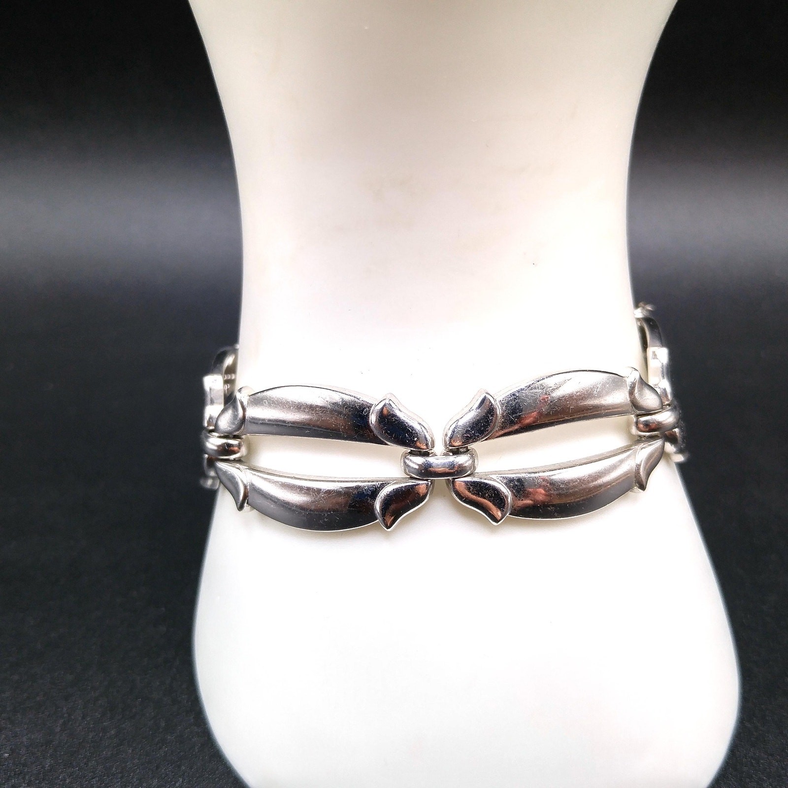 Vintage Monet Rhodium Link Bracelet Sister Clasp Mid Century Signed 7”