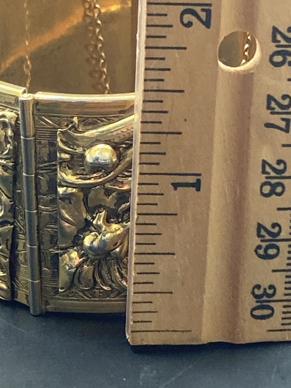 Vintage Bangle Bracelet Repousse Chunky Gold Tone 7” Signed Vargus Hinged READ