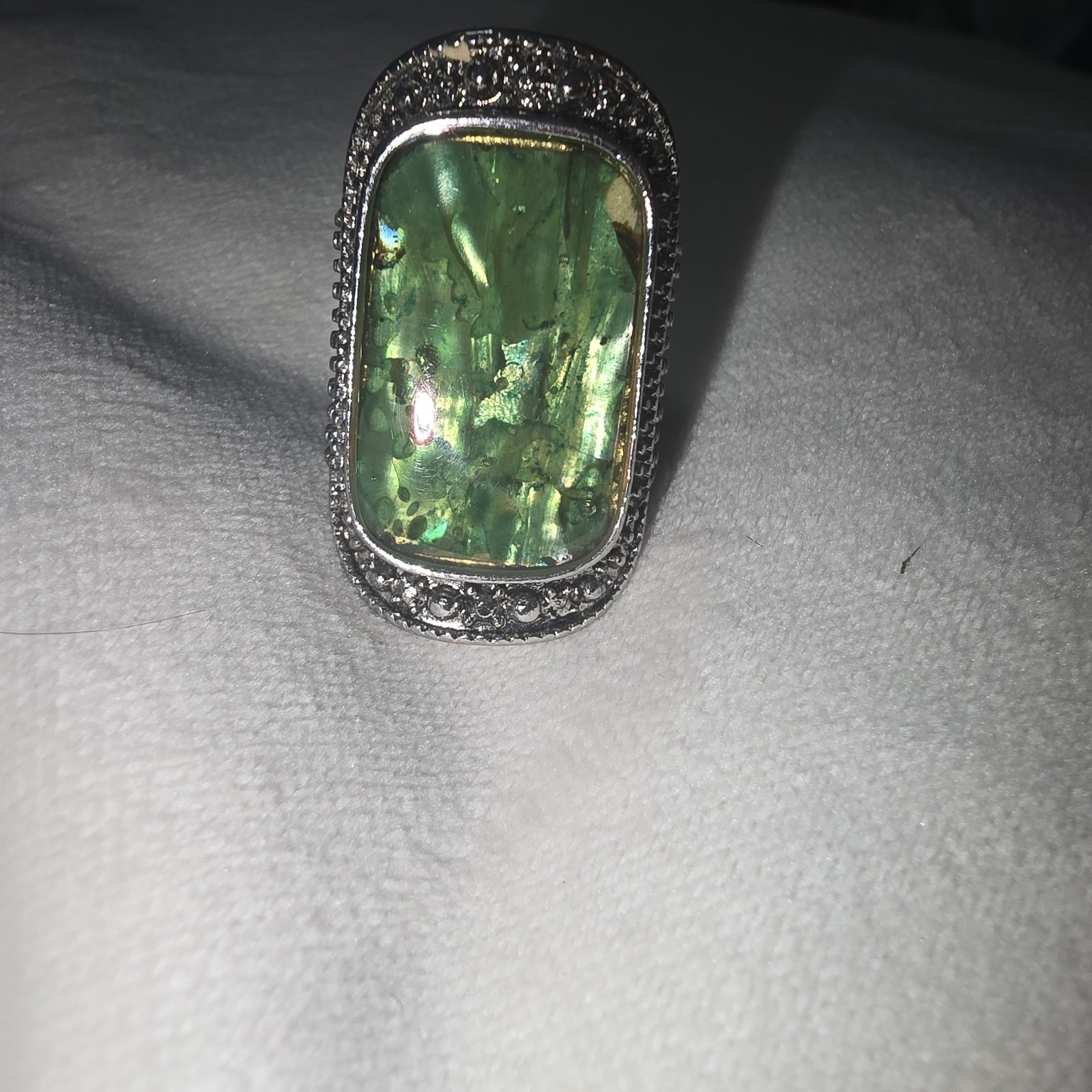 VINTAGE-RETRO Antique Look Silver Tone w/ Green Gem Dome Ring sz 8
