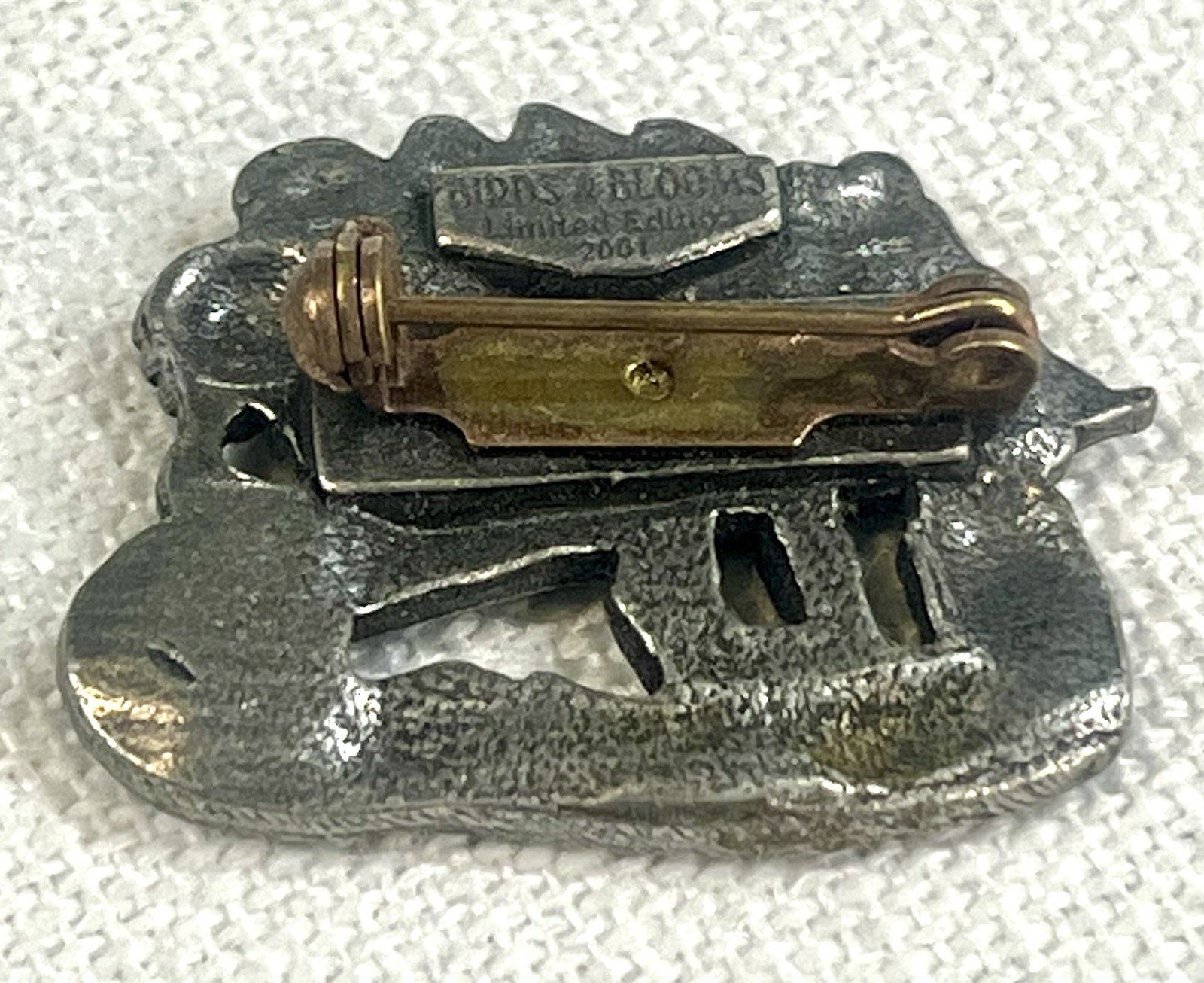 Vintage 2001 Birds & Blooms Limited Edition Pewter Garden Wheelbarrow Brooch Pin