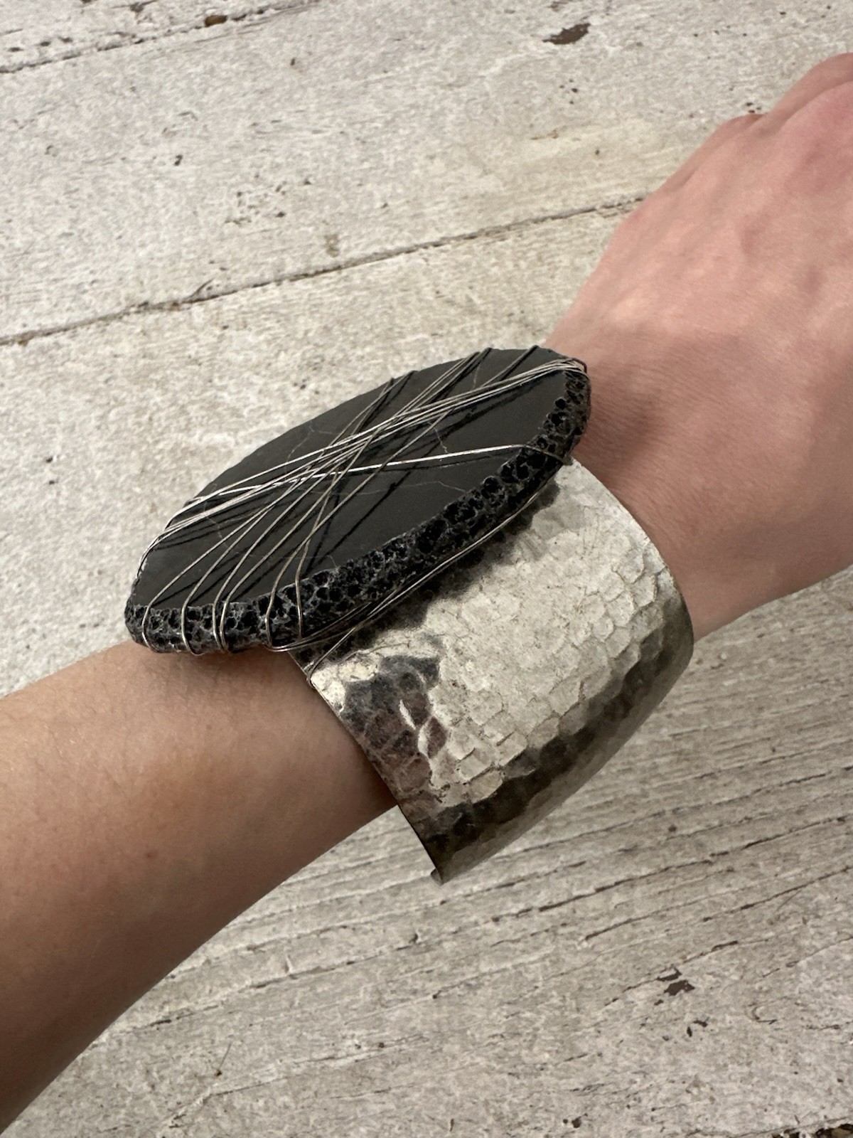 Vintage Modernist Hammered Metal Agate Wired Statment Bracelet