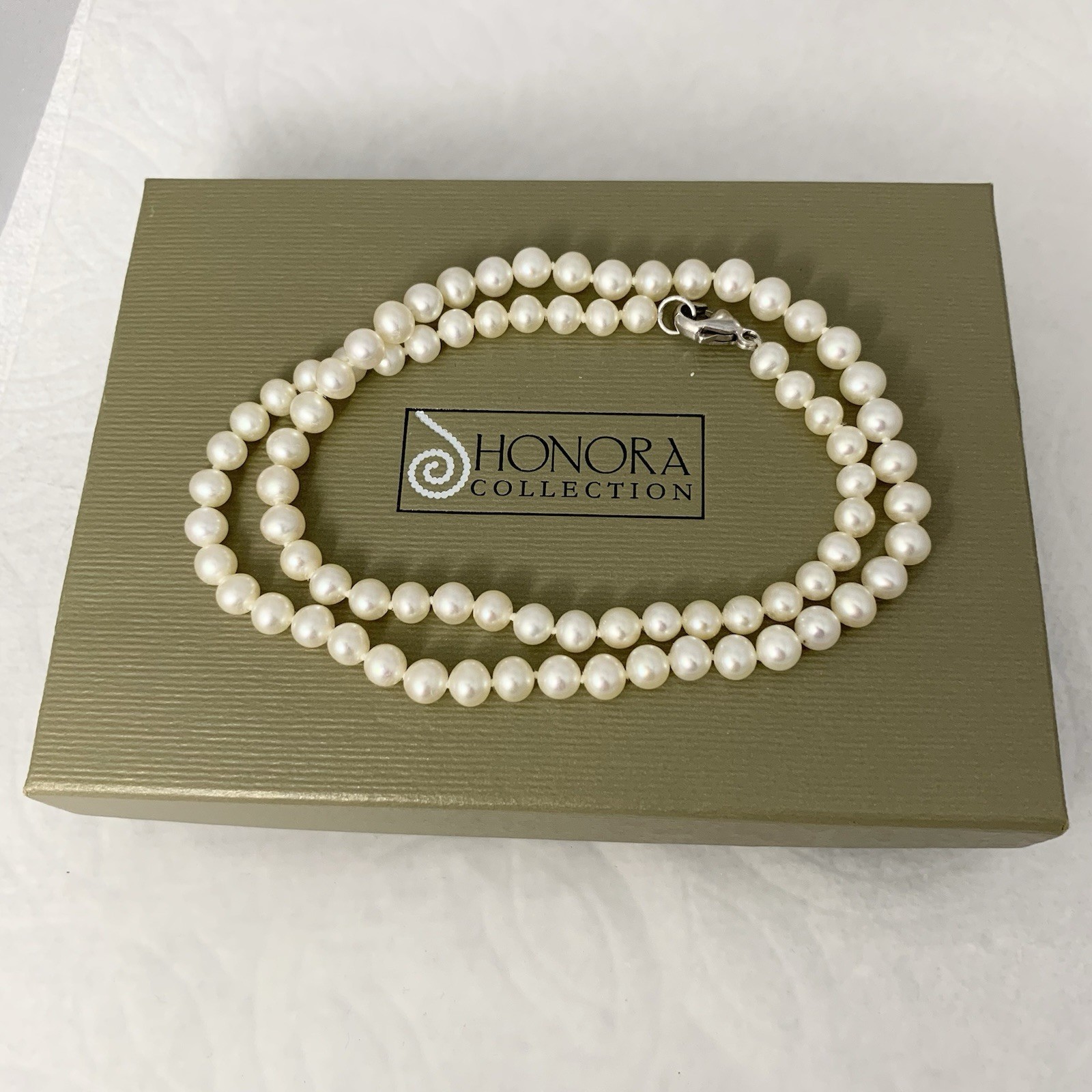 Cultured Pearl Necklace Strand Off-White 5mm 925 Sterling Silver Honora Knot 18″