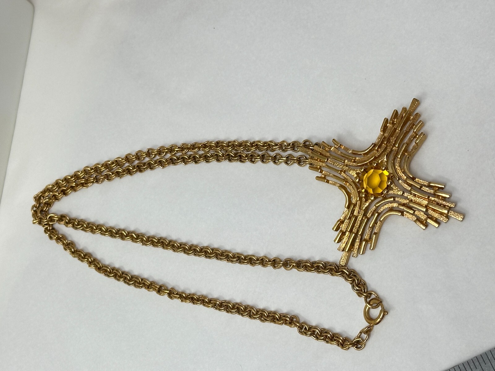 Vintage 1978 Sarah Coventry Goldtone OMEGA Maltese Cross Pendant 24″ Necklace