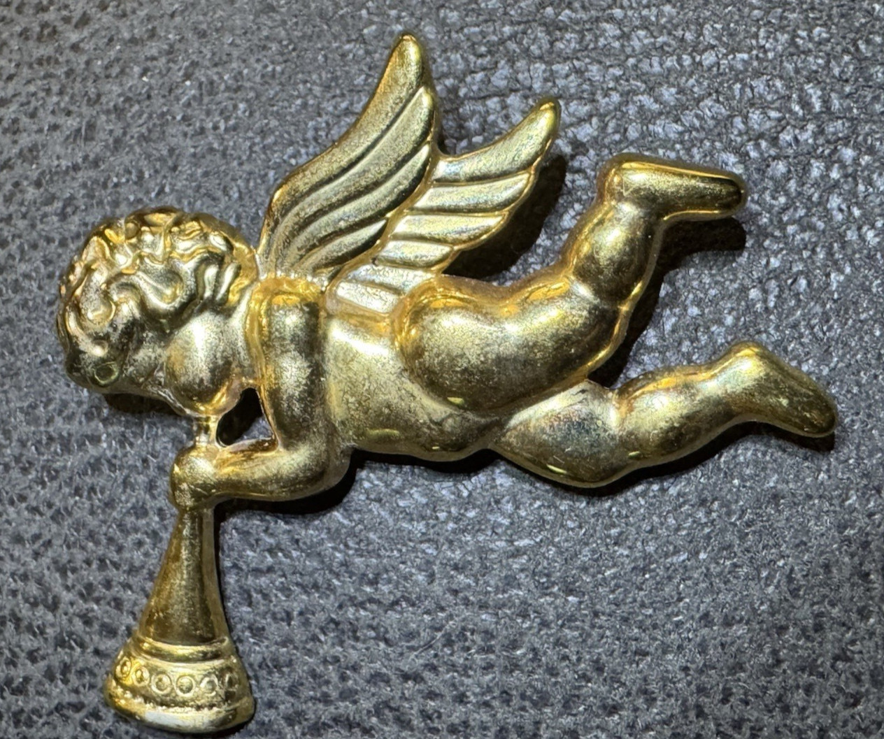 Angel Cherub With Trumpet Brooch Pin Pendant Gold Tone Vintage 2.25″