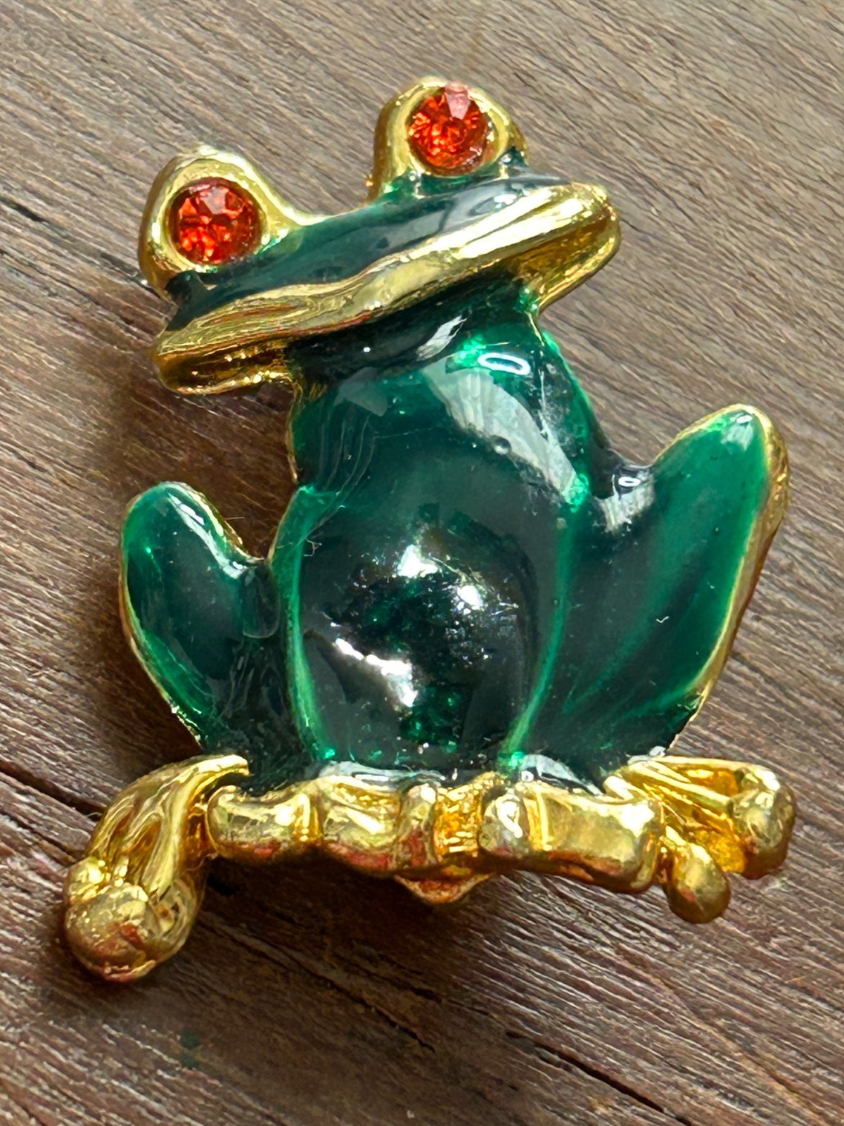 Vtg Gold Green Red Eyes Enamel Frog Brooch Cute & Derpy (CJ1)