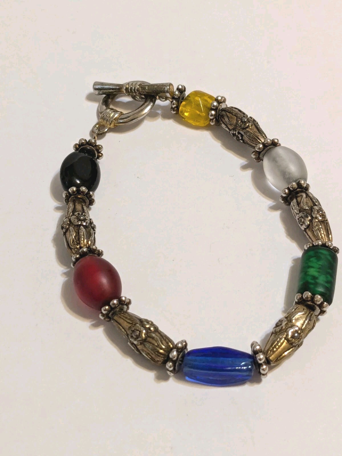 Vintage Multi Tone Bracelet With Multicolor Glass Beads. Toggle Closure 6 3/4″
