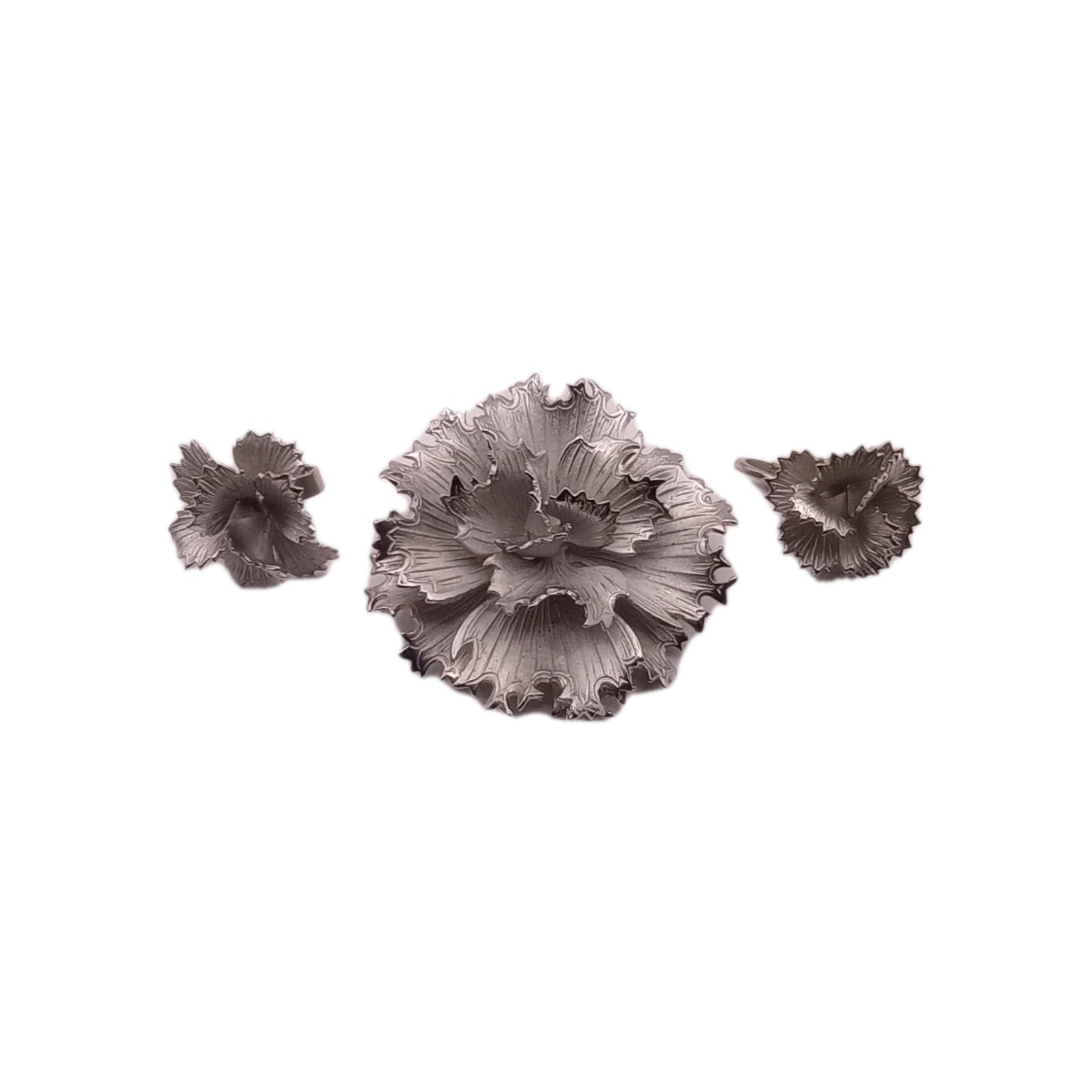 Vintage Lisner Floral Brooch 2 in And Earring Set 3D Leverback Silver Tone