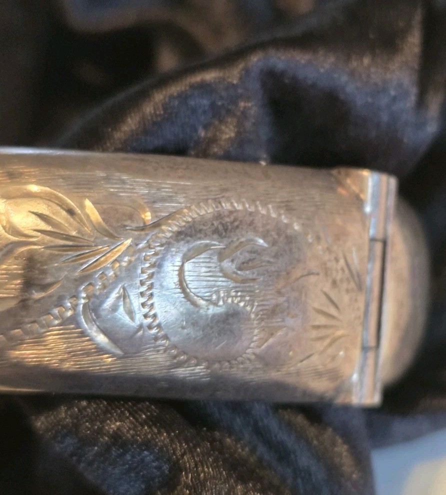 Vintage Circa 1920 Sterling Silver Hinged Bangle Bracelet w/ Safety Chain 1.02oz