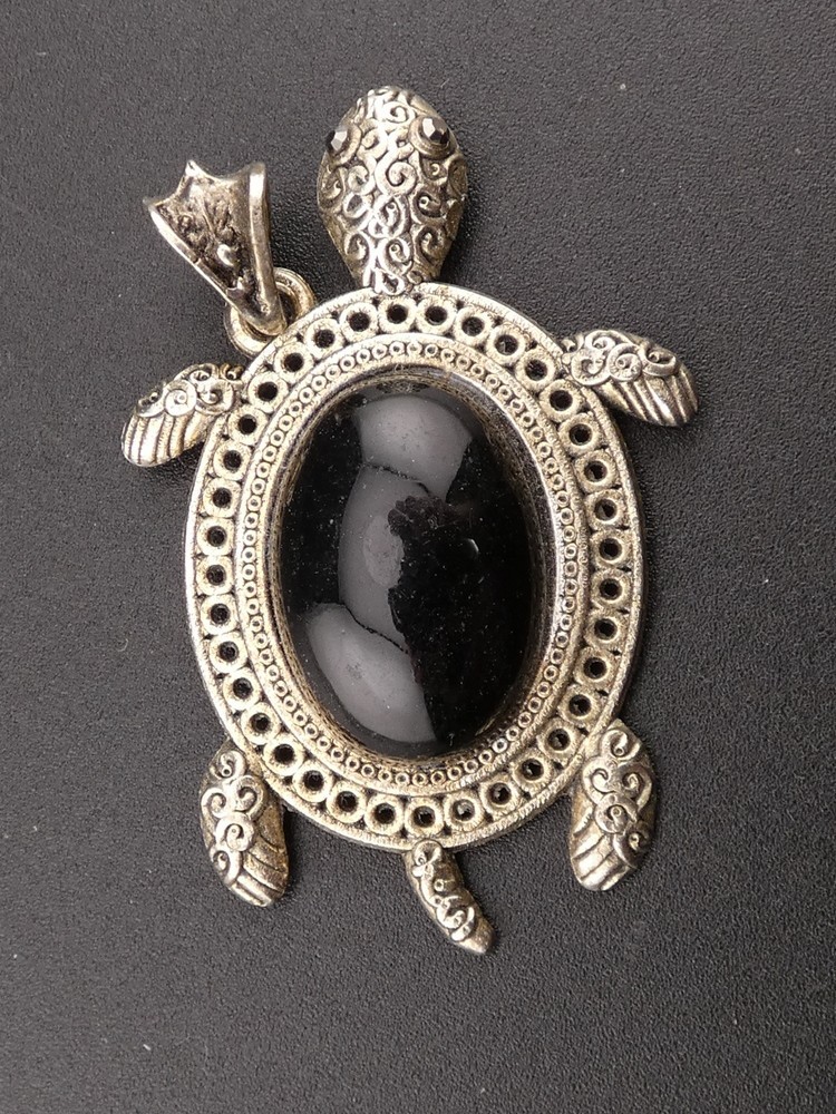 Vintage Silver Tone Turtle Tortoise Pendant with Rhinestone Eyes