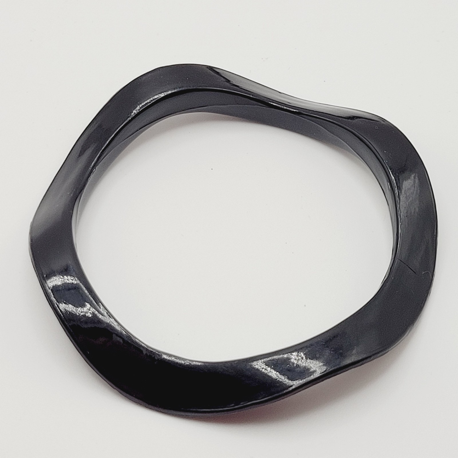 5 Black Color Different Shape Size Bangle Bracelet Retro Style Vintage 1980s